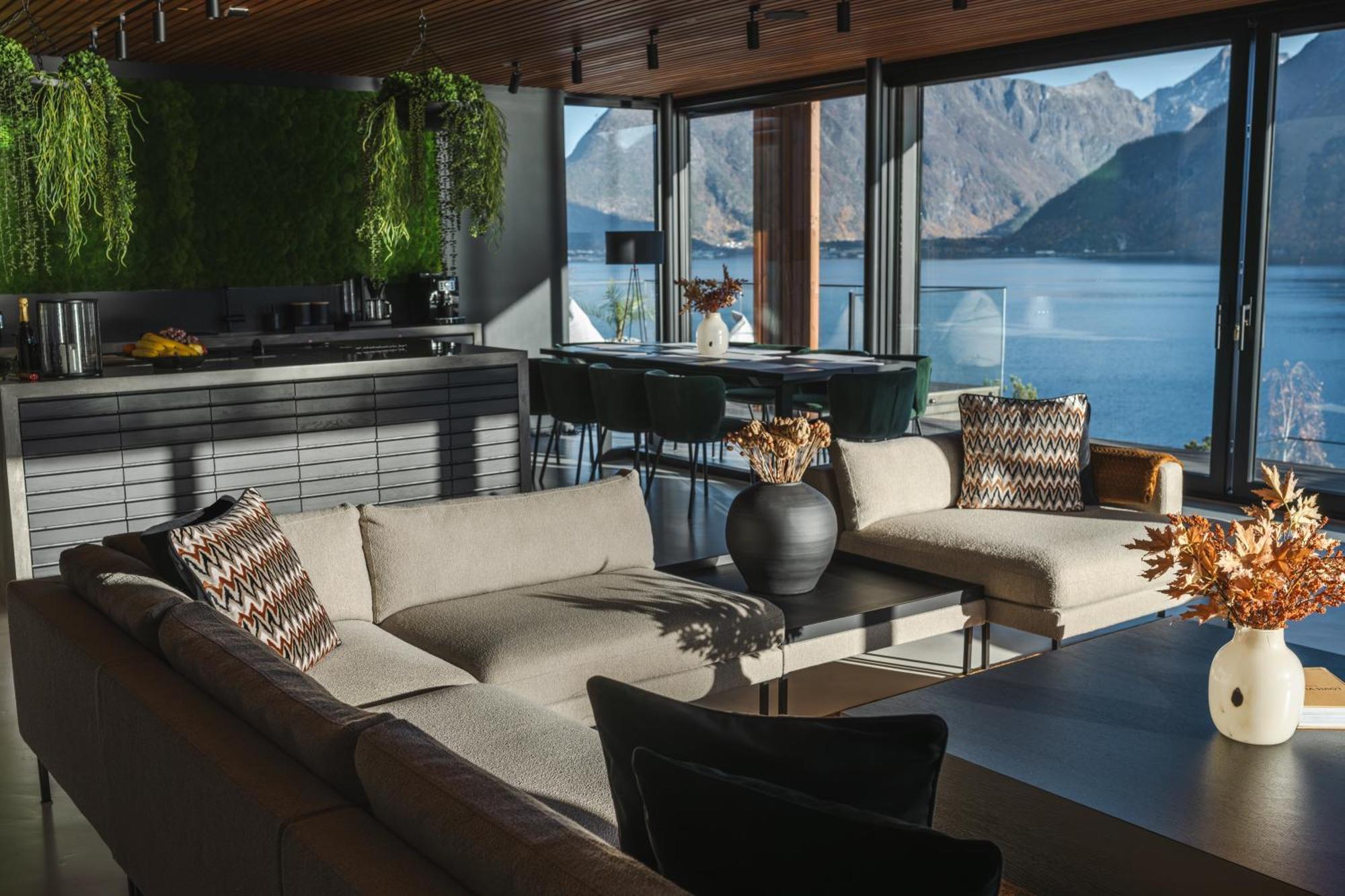 Villa Kristina / Andalsnes Torvik Exterior foto